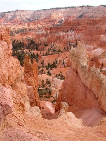 Bryce viewed from the trailhead before descending into the canyon